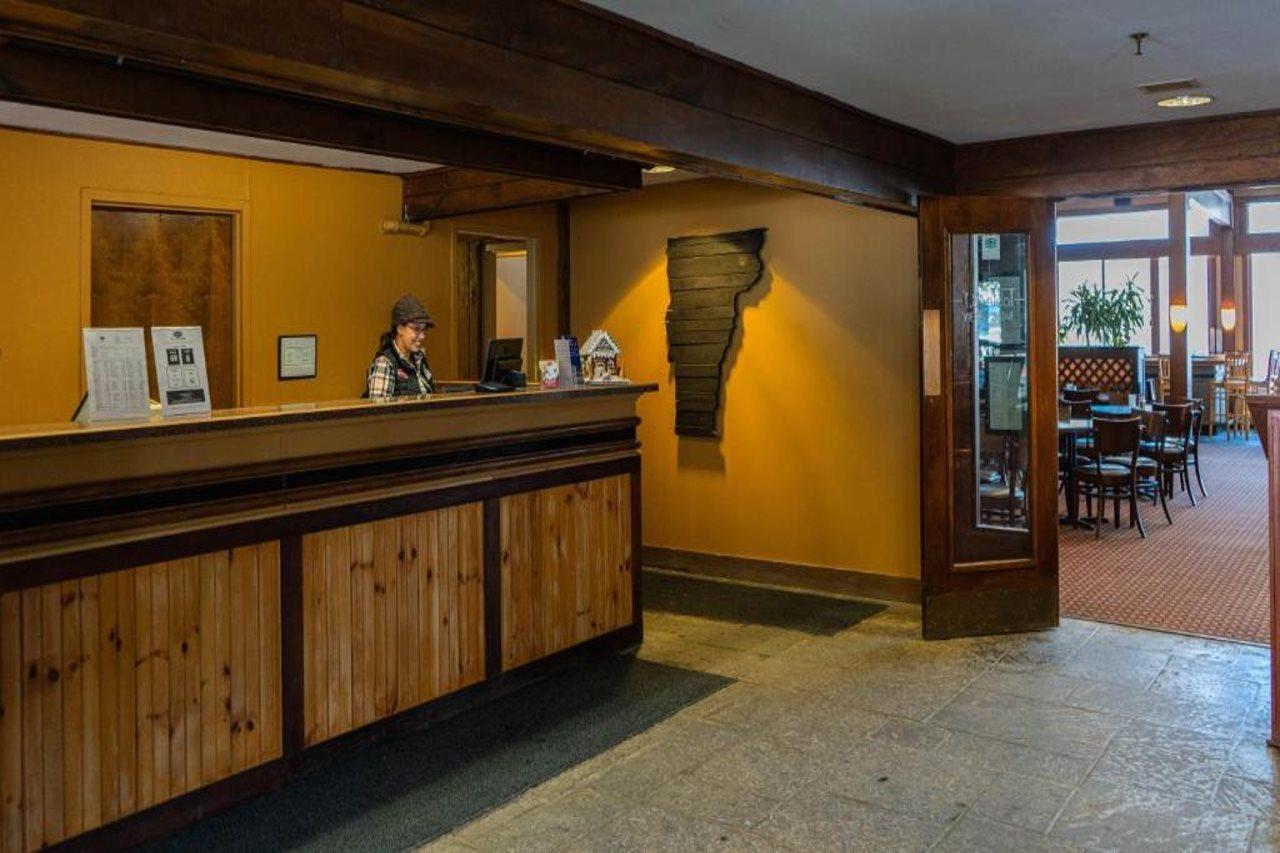 The Black Bear Lodge At Stratton Mountain Resort Exterior foto